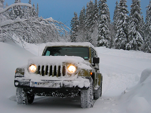 【Offroad Snow Jeep Passenger Mountain Uphill Driving】ゲームをプレイする
