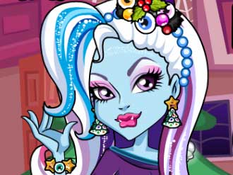 Play Monster High Christmas Thumbnail