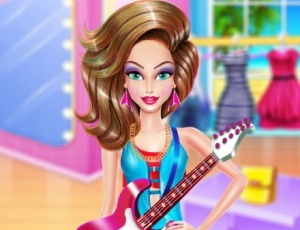 Play Geek Fashion Girl