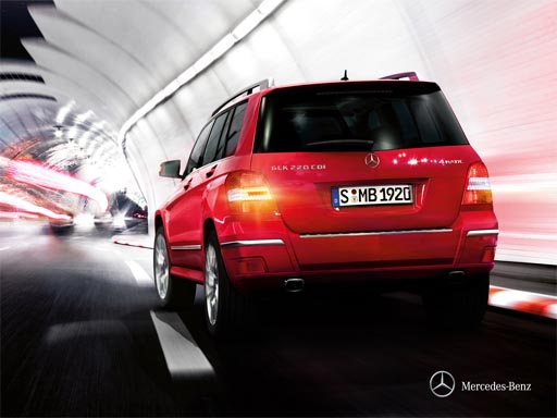 Luxury Medium SUV Puzzleをプレイする